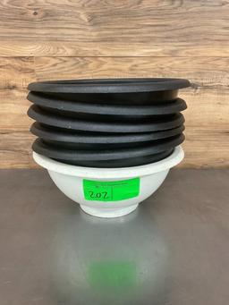 Lot of Mixing Plastic Bowls