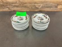 (20) Count White Plates