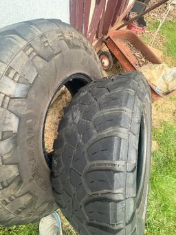 2 MT Tires 265/70/R17