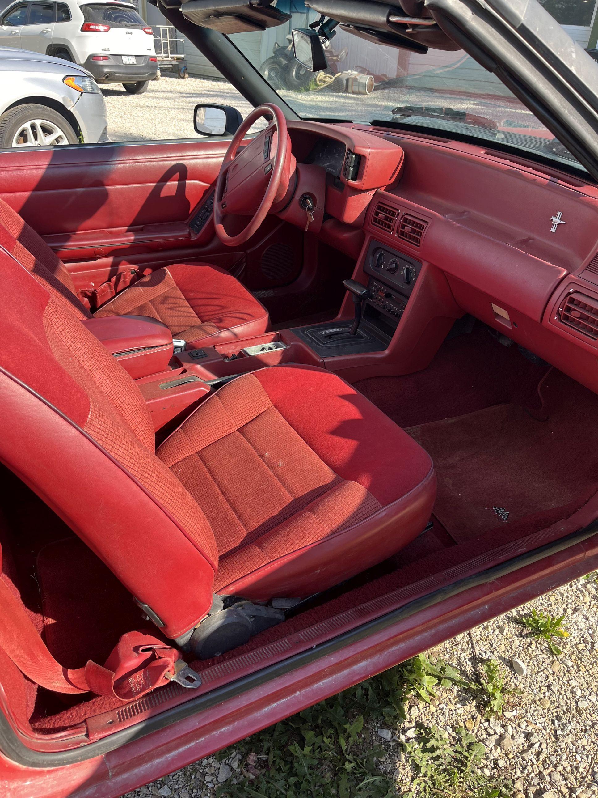 1992 Ford Mustang LX Convertible