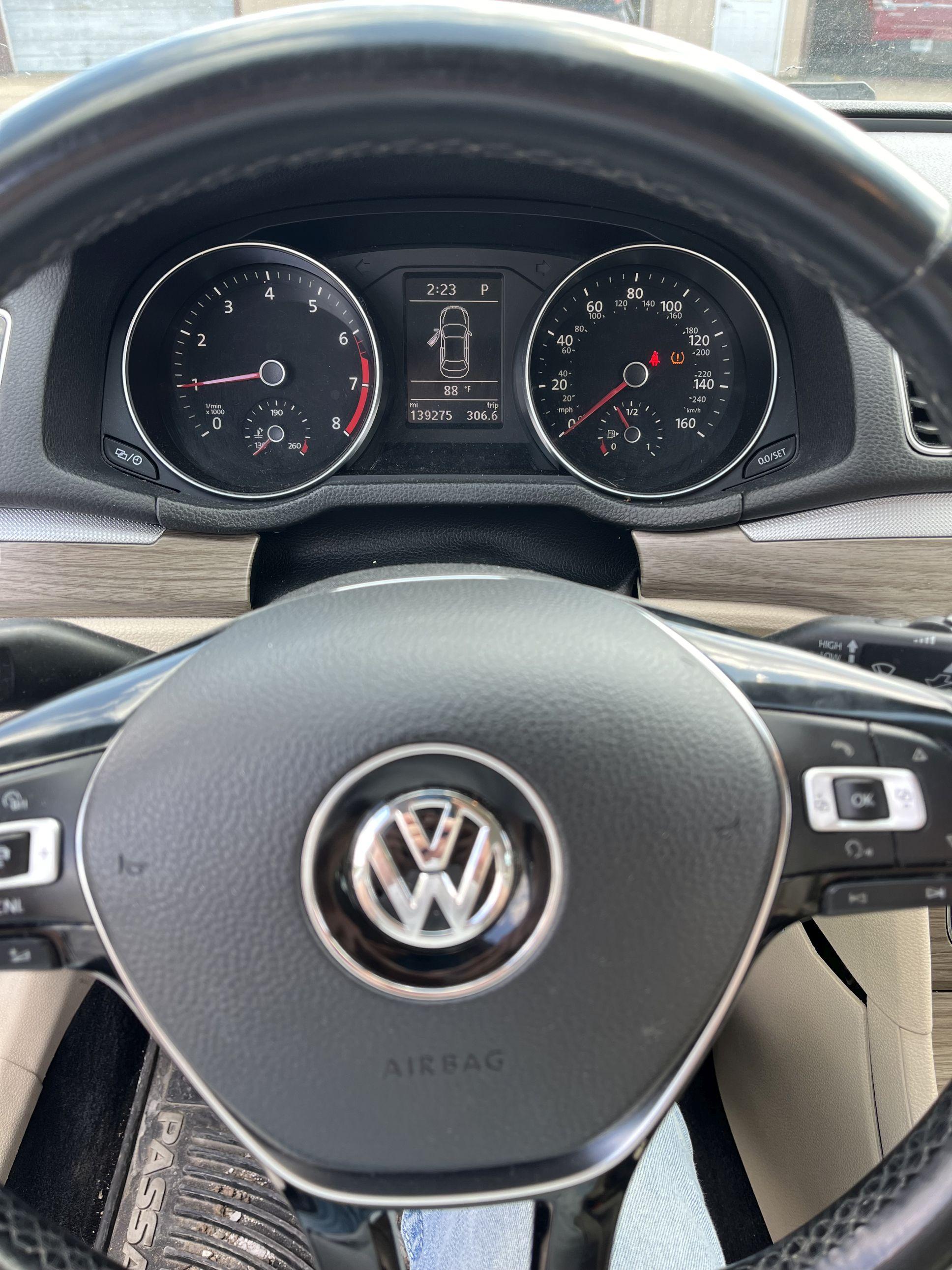 2016 Volkswagen Passat TSI