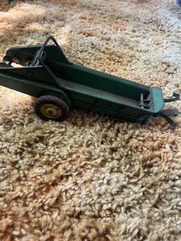 1950s John Deere Spreader