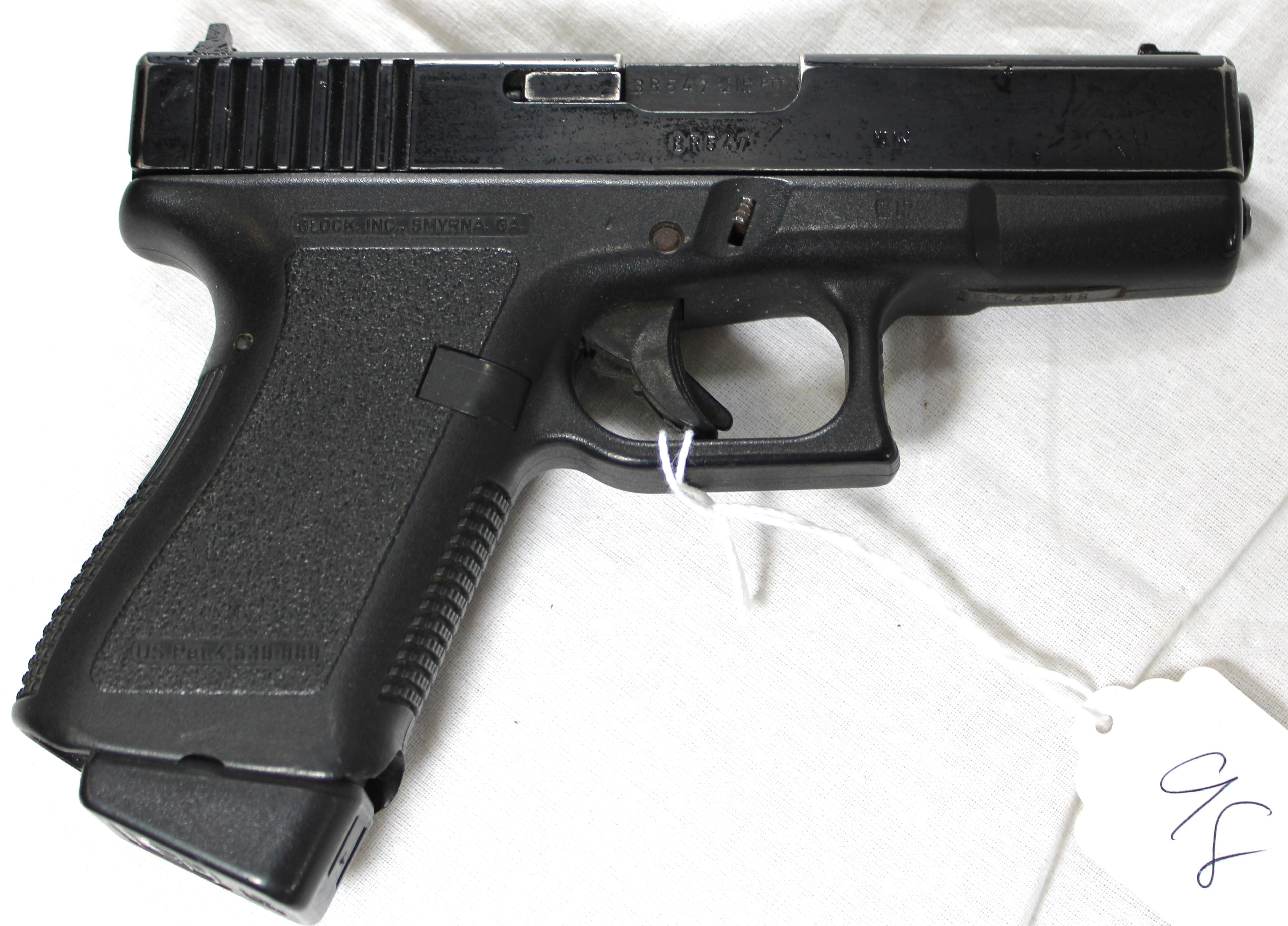 Glock 19 Gen 2 9mm Pistol w/Holster, Spare Mags, and Mag Pouch