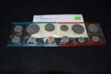 1977 Uncirculated P & D Mint Set