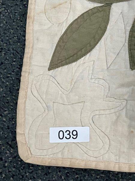 Applique Quilt, Floral Pattern