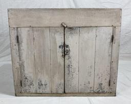 Primitive Painted Dry Sink