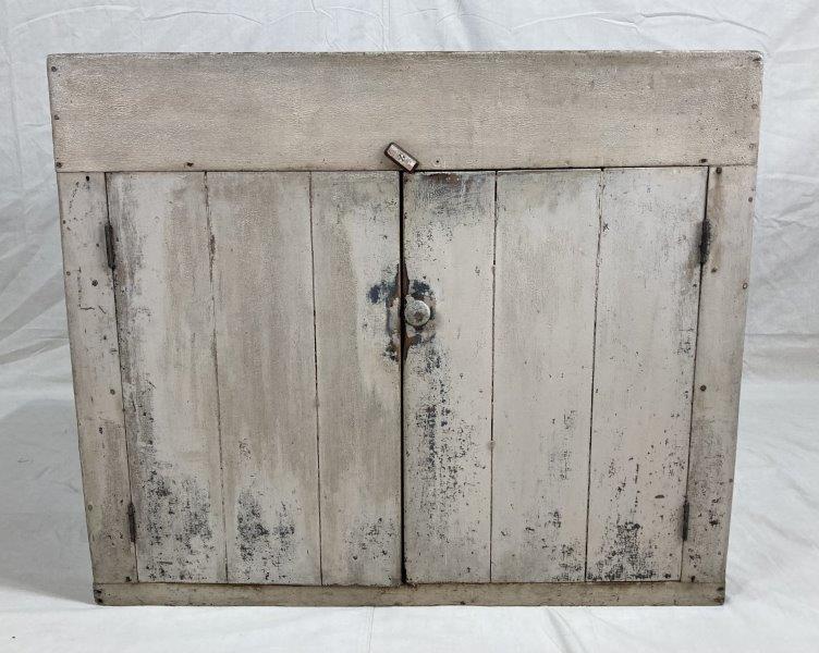 Primitive Painted Dry Sink