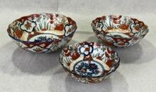 Set of Three Scalloped Edge Imari Nesting Bowls