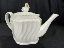 Pearlware Swan Motif Teapot
