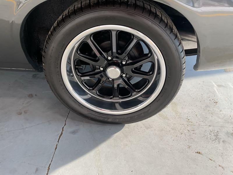 1973 CHEVROLET CAMARO SPLIT BUMPER v8