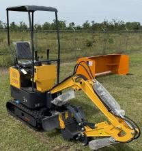 NEW Land Hero Mini Excavator