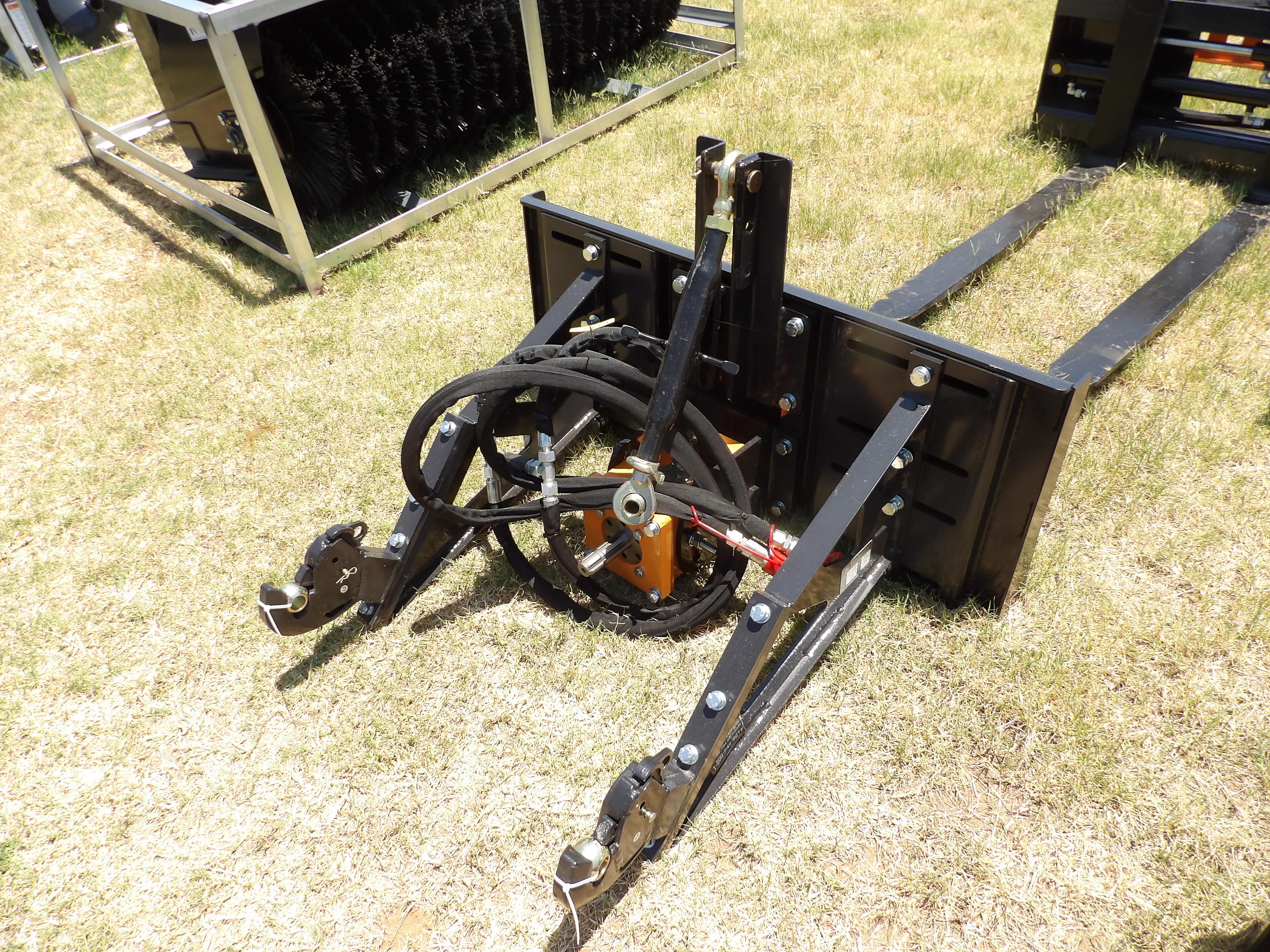 SKID STEER 3 PT. HITCH ADAPTER