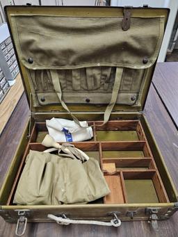 WWII US Army Vehicle Medical Kit