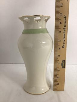 Lenox Shamrock Clover Vase