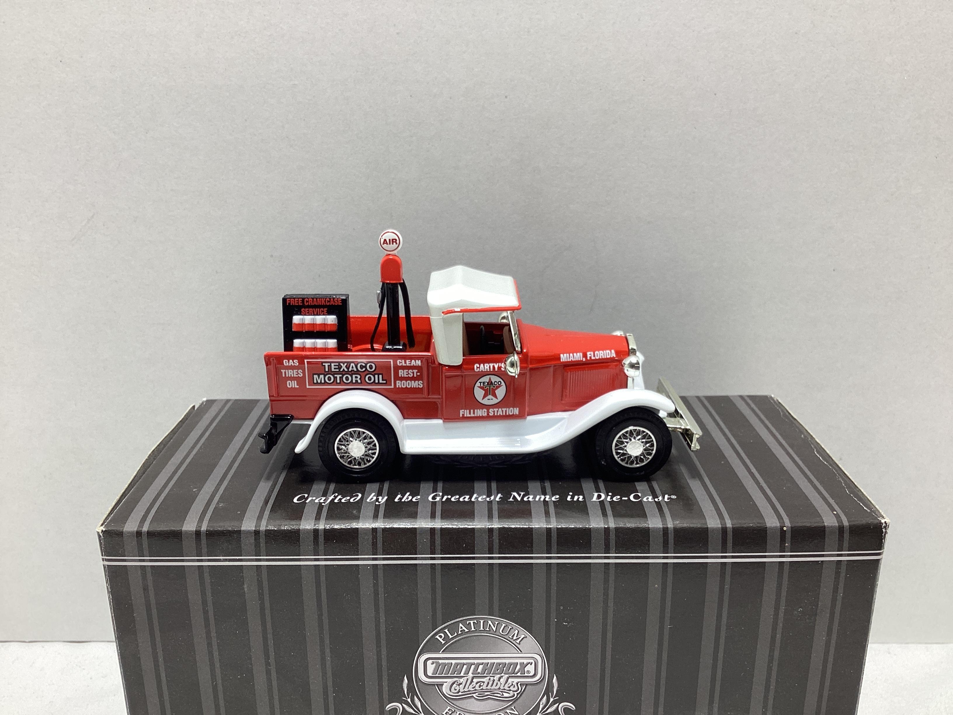 Matchbox Texaco Filling Station 1930 Ford Model A Diecast