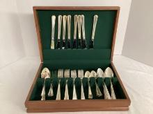Onieda Silversmiths Silverplate Flatware Set in Wood Case