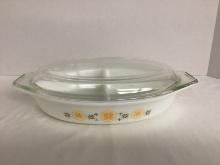 Pyrex Town and Country 1 1/2 Quart Divided Casserole Dish with Lid