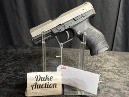 WALTHER PPX 9MM TWO TONE SN#FAS3883
