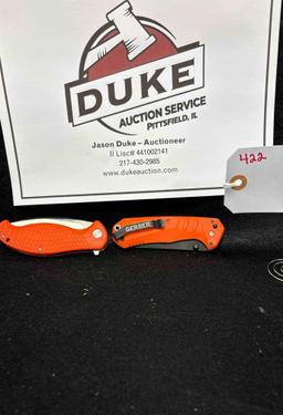 2 - Knives Gerber and Unknown (x2)