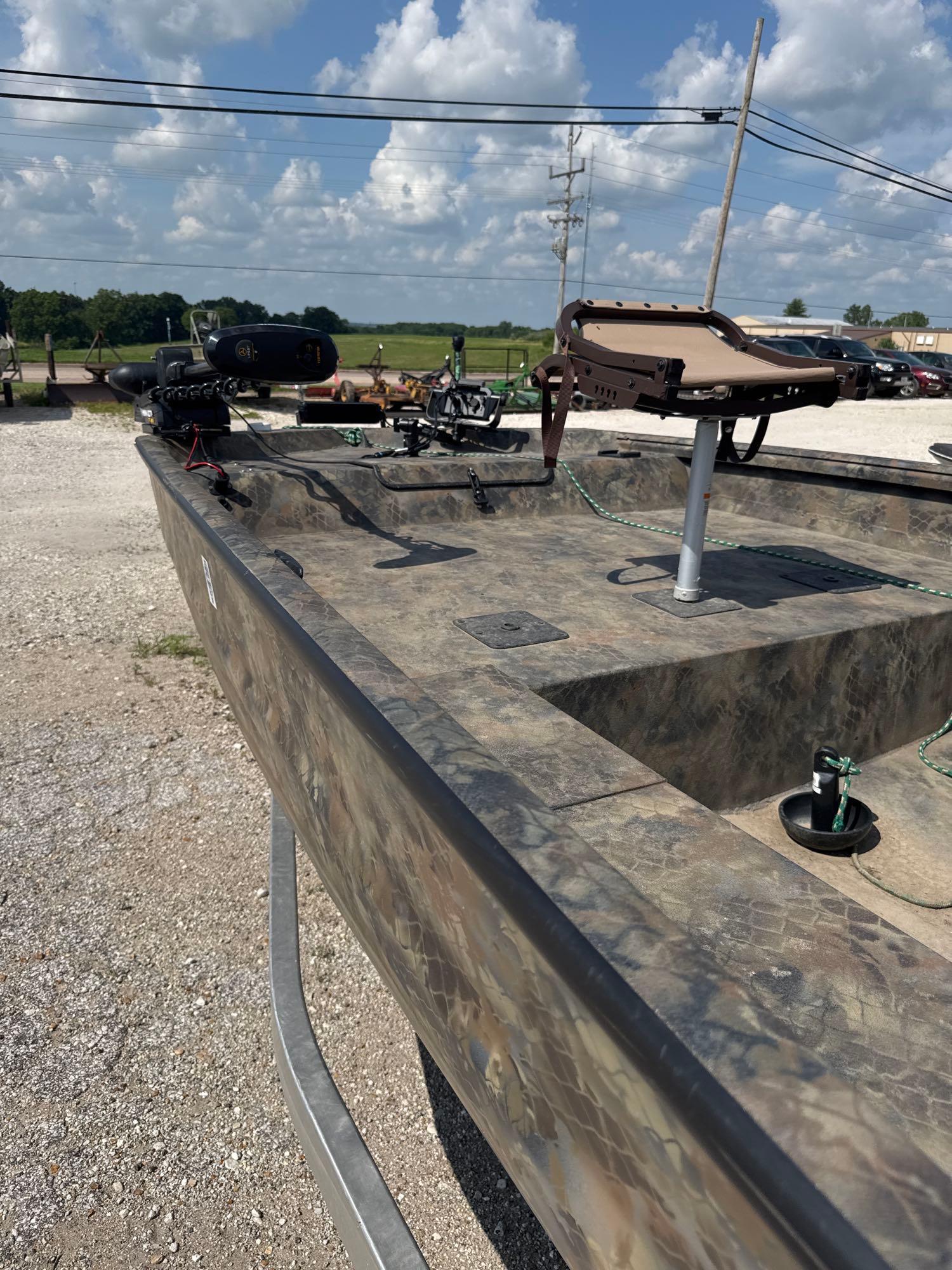 2023 BOAT - MOTOR - TRAILER - EXCEL MODEL 2072 VD VGBM WITH SUZUKI 90 HP 4 STROKE MOTOR, 120 HOURS