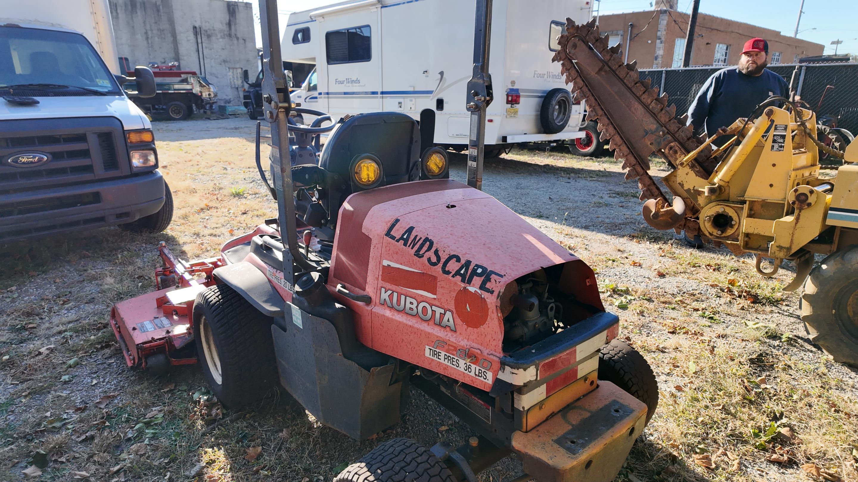 Kubota F2690 Golf Course Mower.