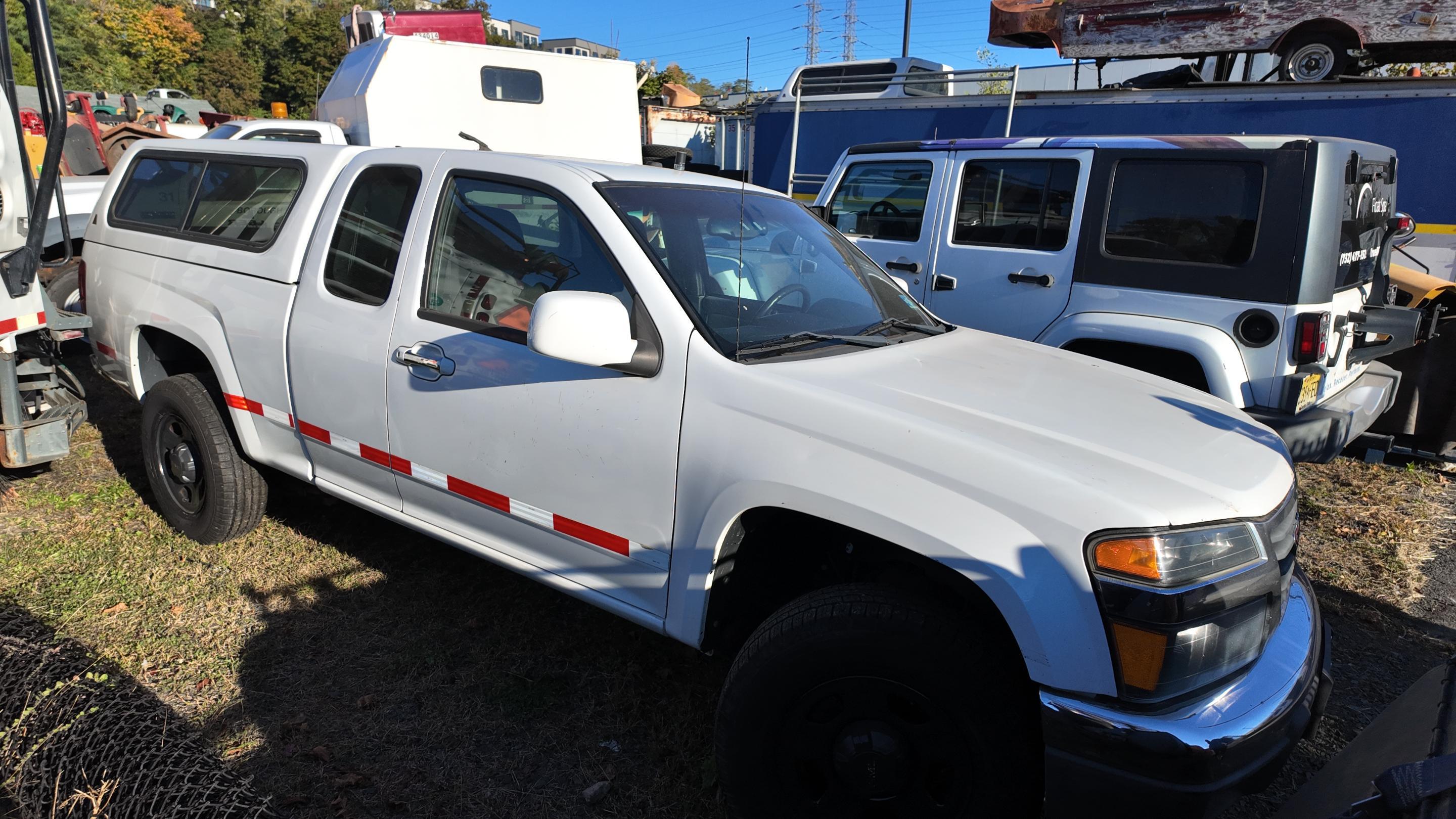 2012 Chevy Colorado 130k miles. 4x4. 5 cylinder.