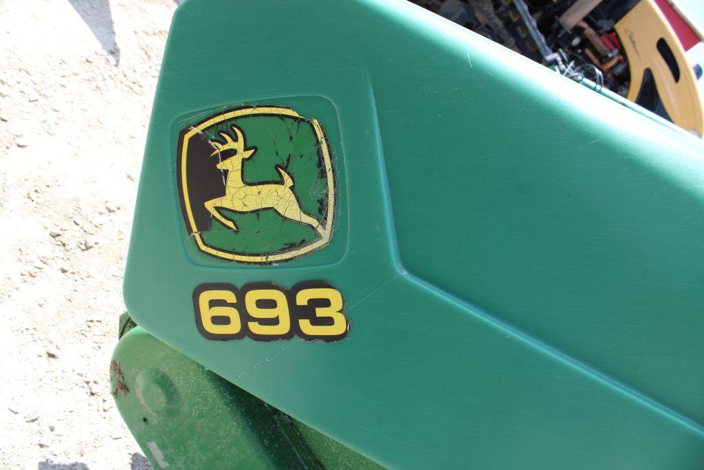 John Deere 693