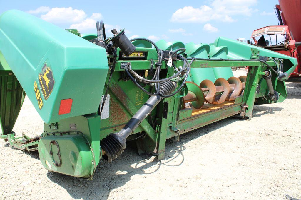 John Deere 693