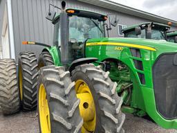 John Deere 8430