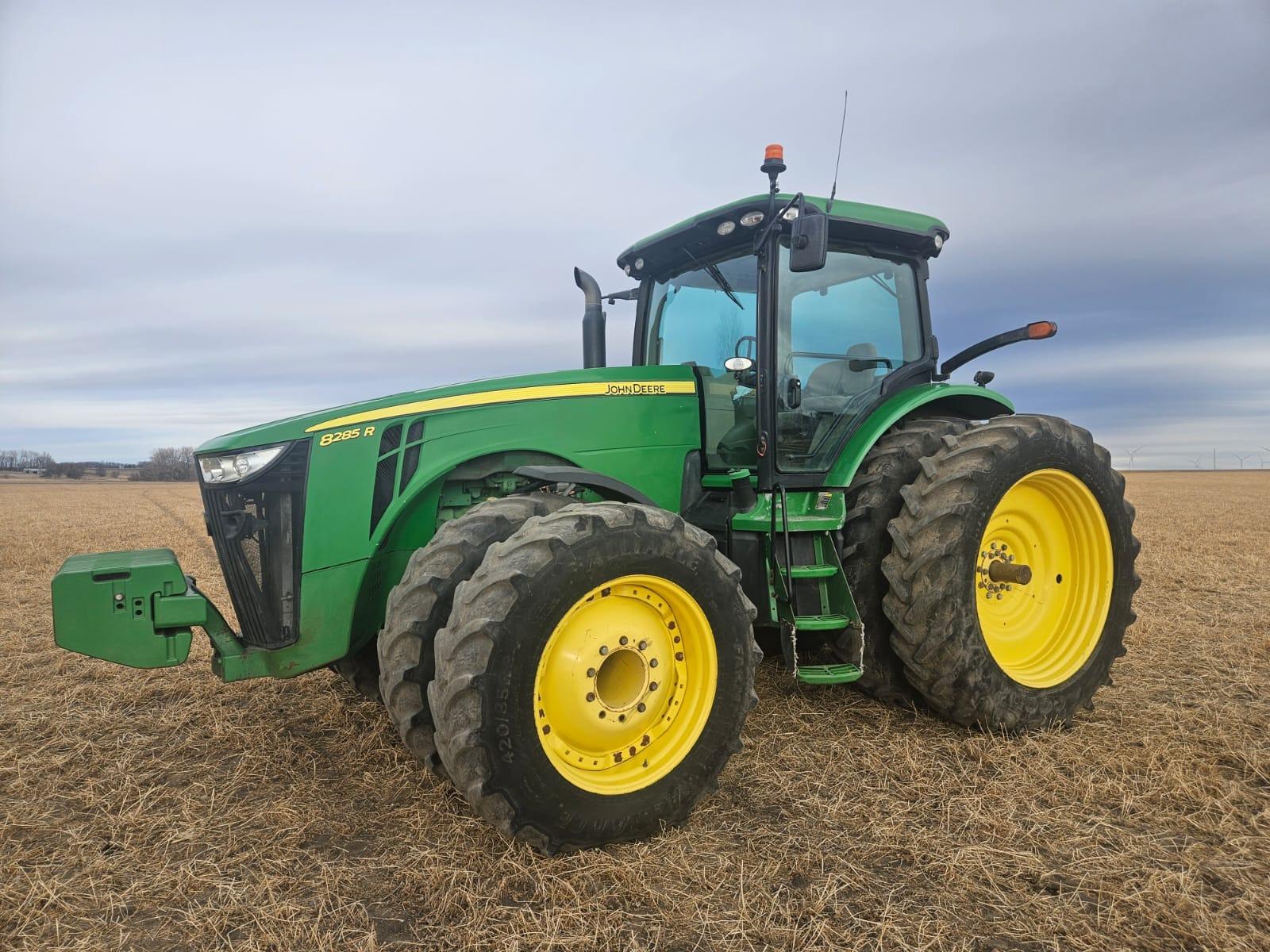 2012 JOHN DEERE 8285R