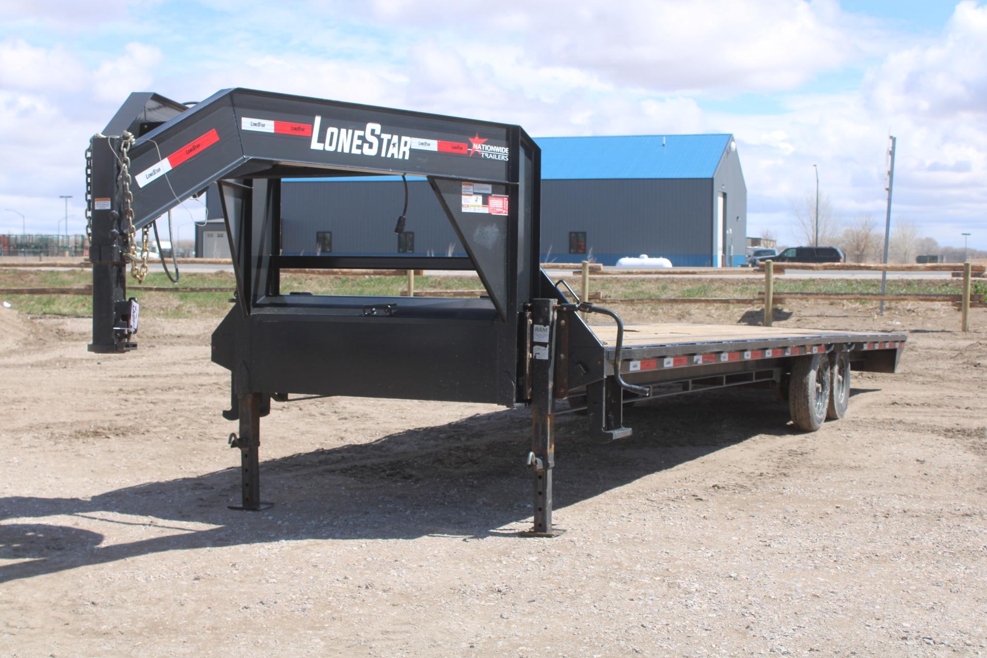 22' Lonestar Trailer