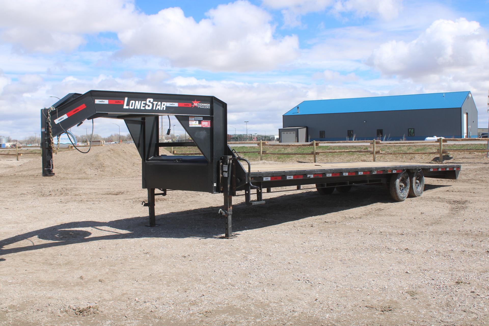 22' Lonestar Trailer
