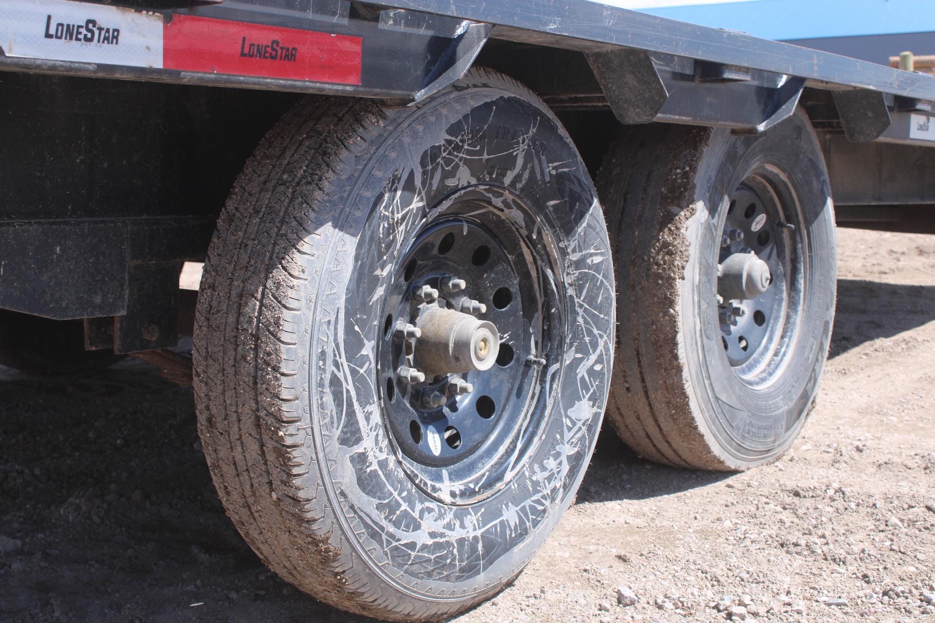 22' Lonestar Trailer