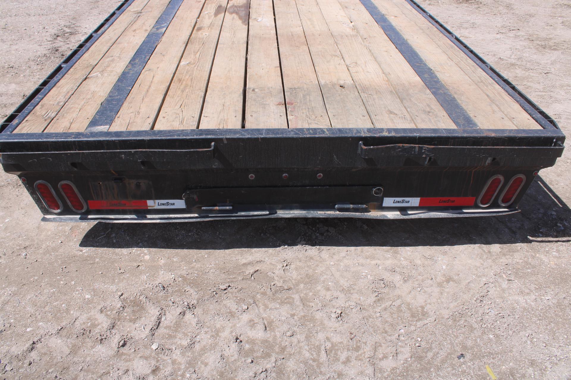 22' Lonestar Trailer