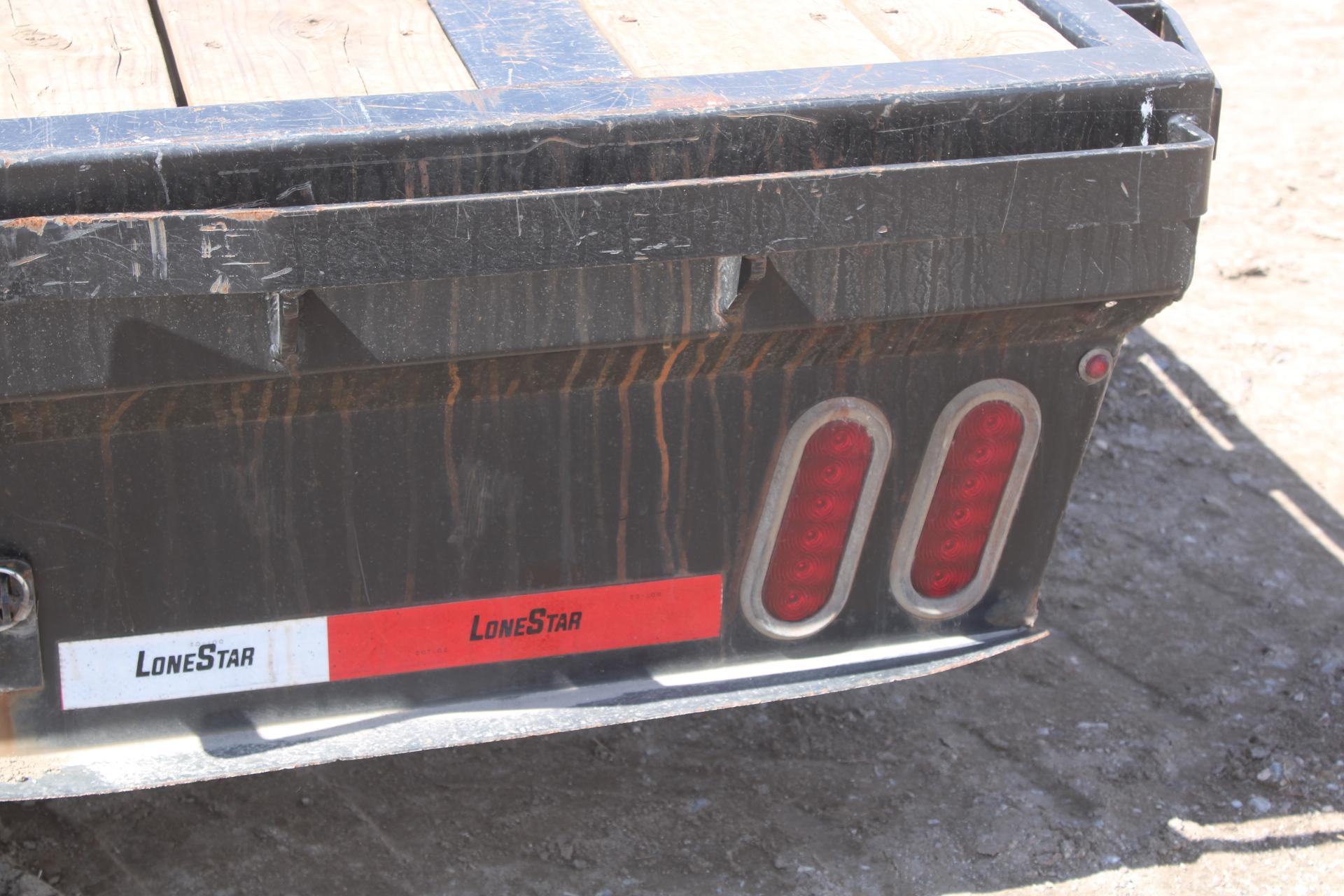 22' Lonestar Trailer