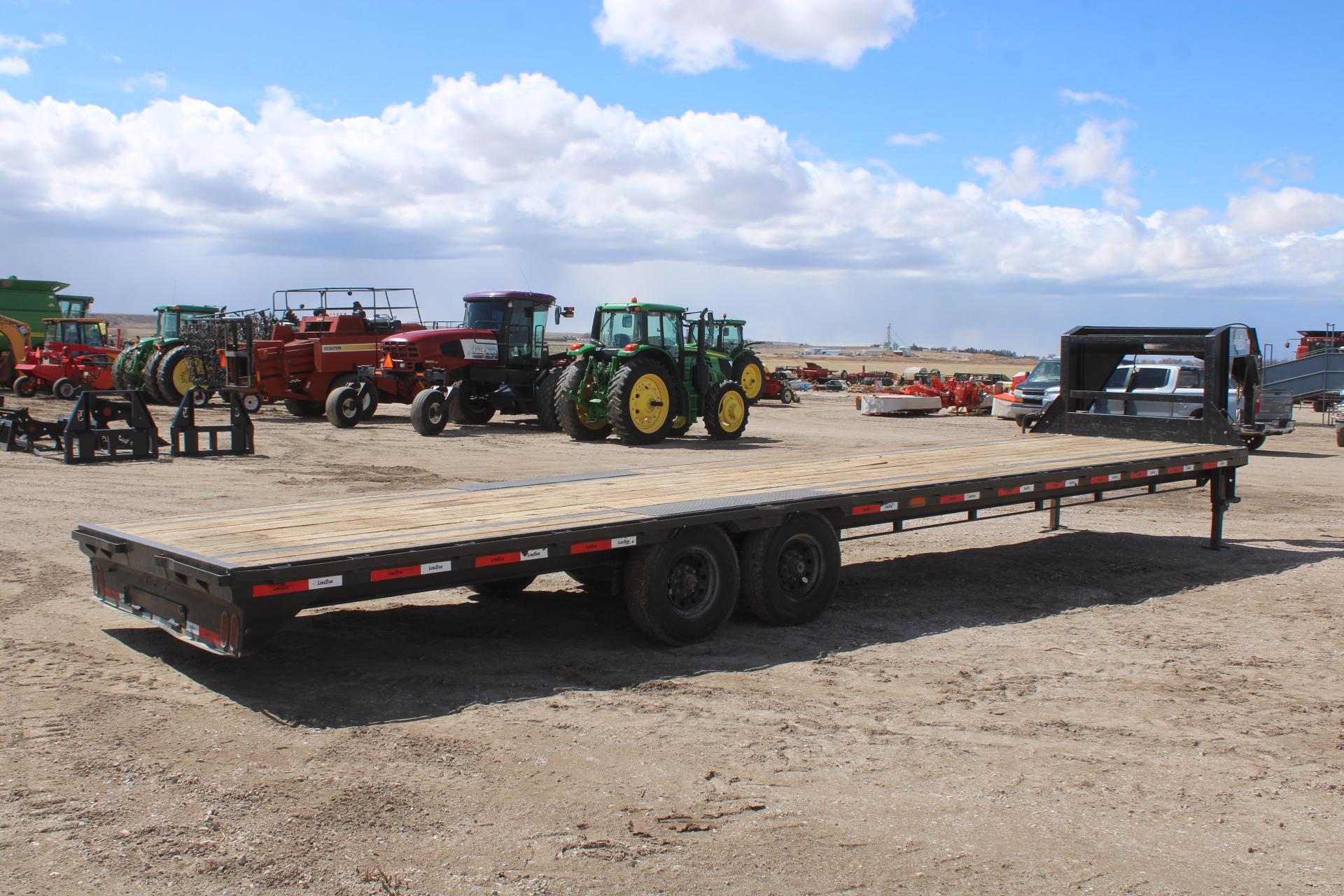 22' Lonestar Trailer