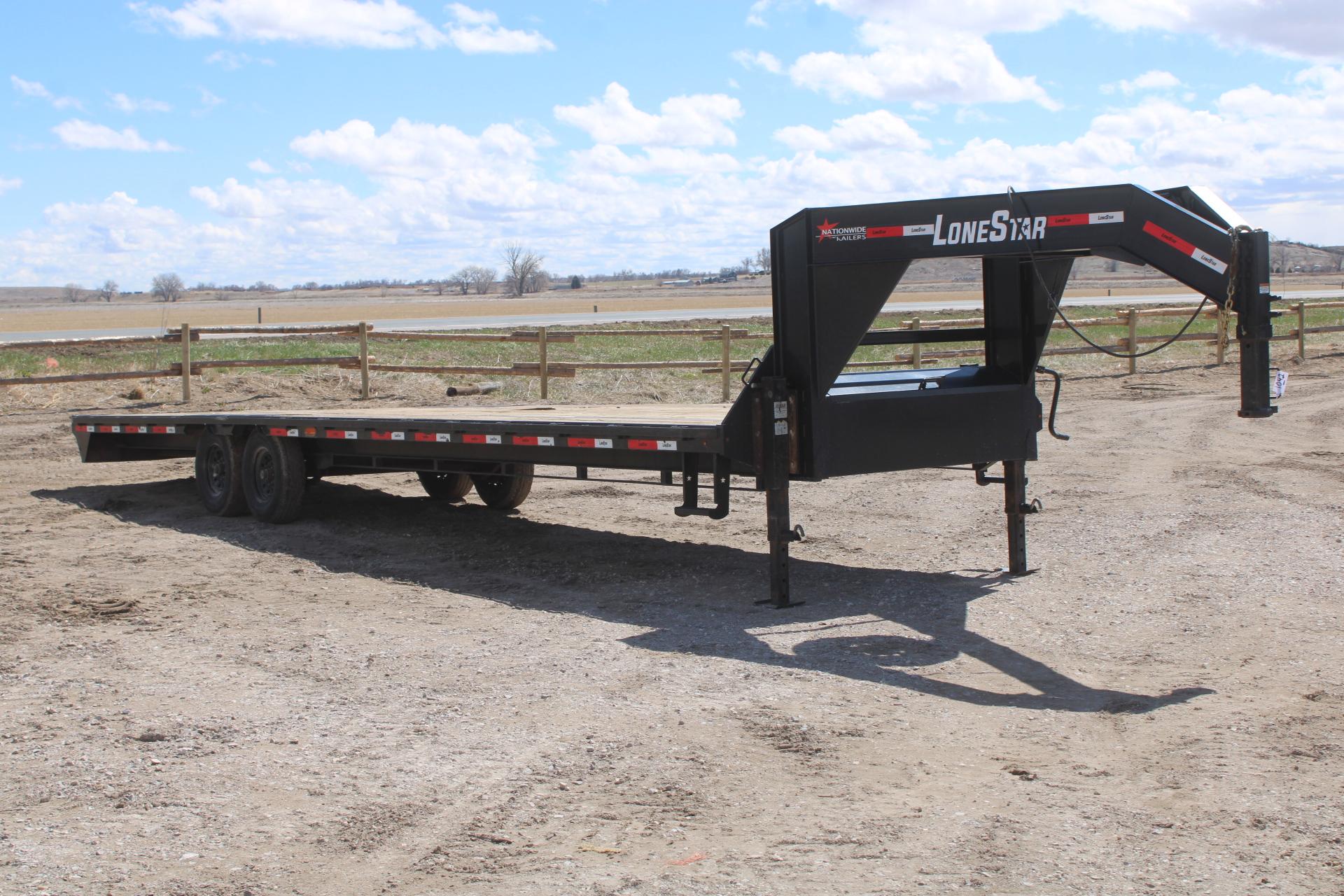 22' Lonestar Trailer