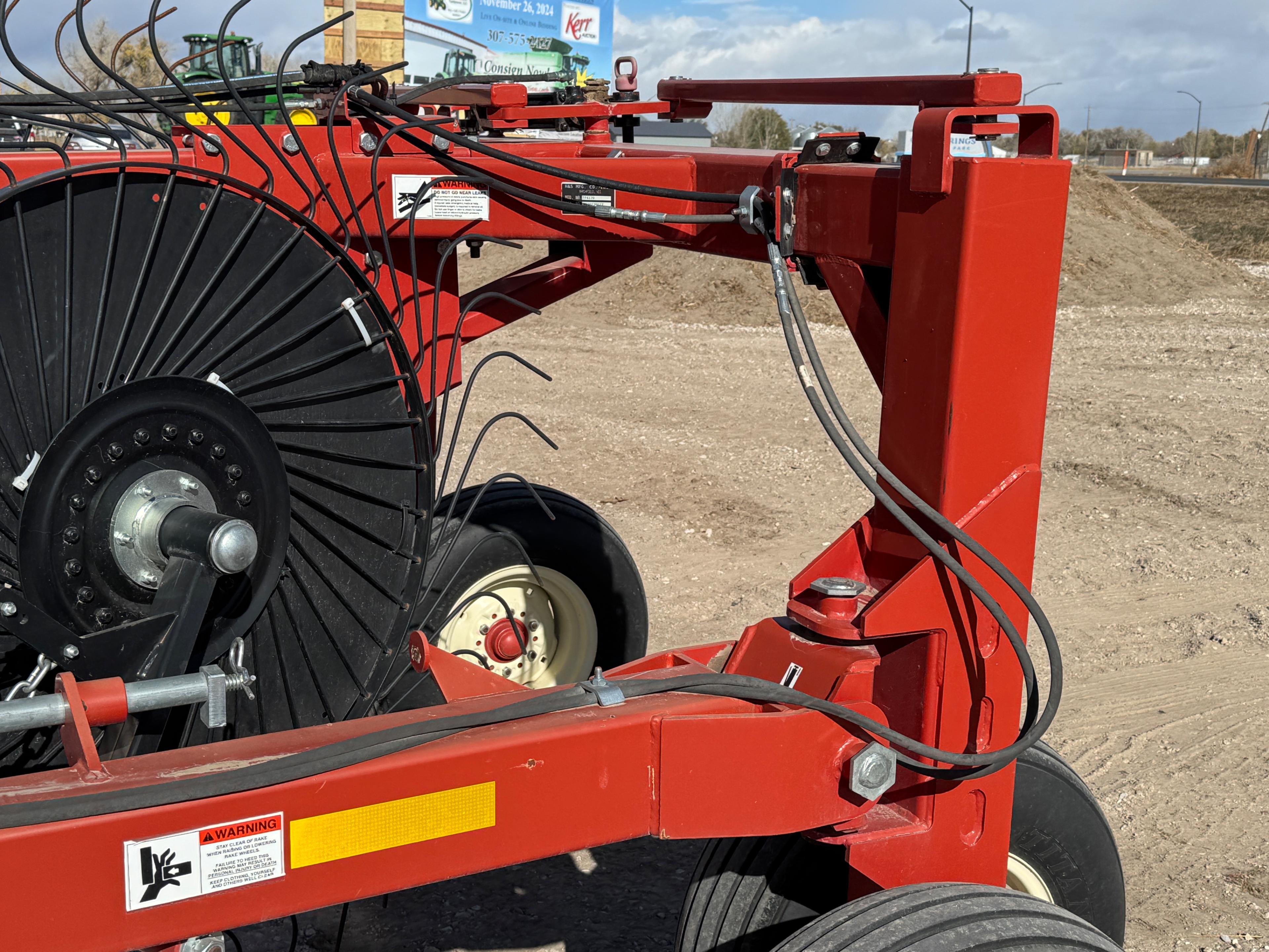 H&S 6120 Hi-Capacity Rake