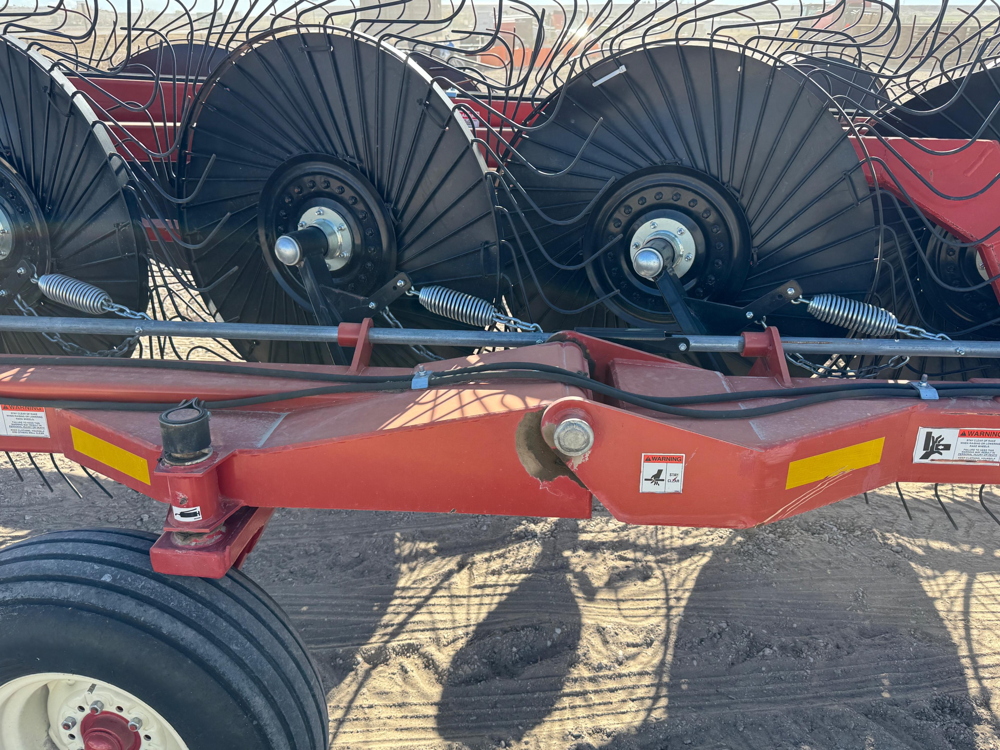 H&S 6120 Hi-Capacity Rake
