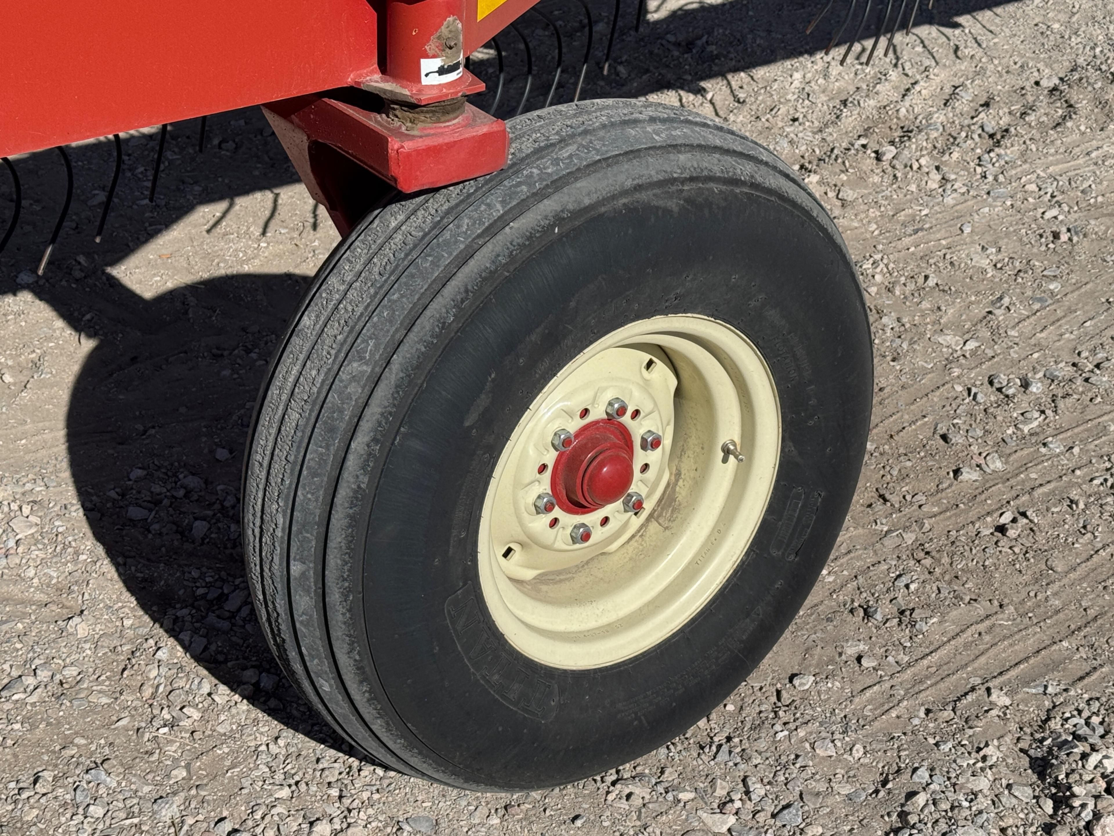 H&S 6120 Hi-Capacity Rake