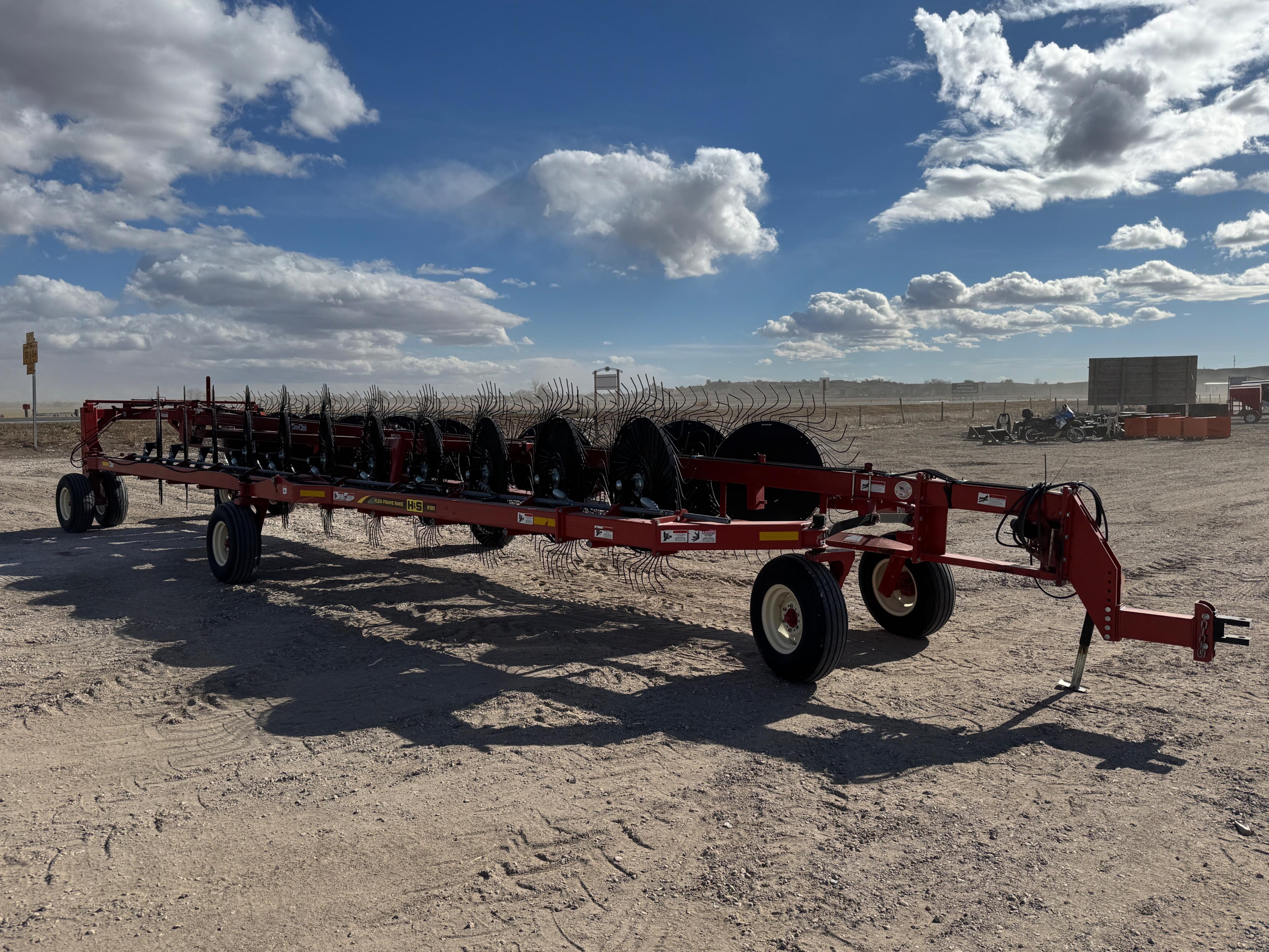 H&S 6120 Hi-Capacity Rake
