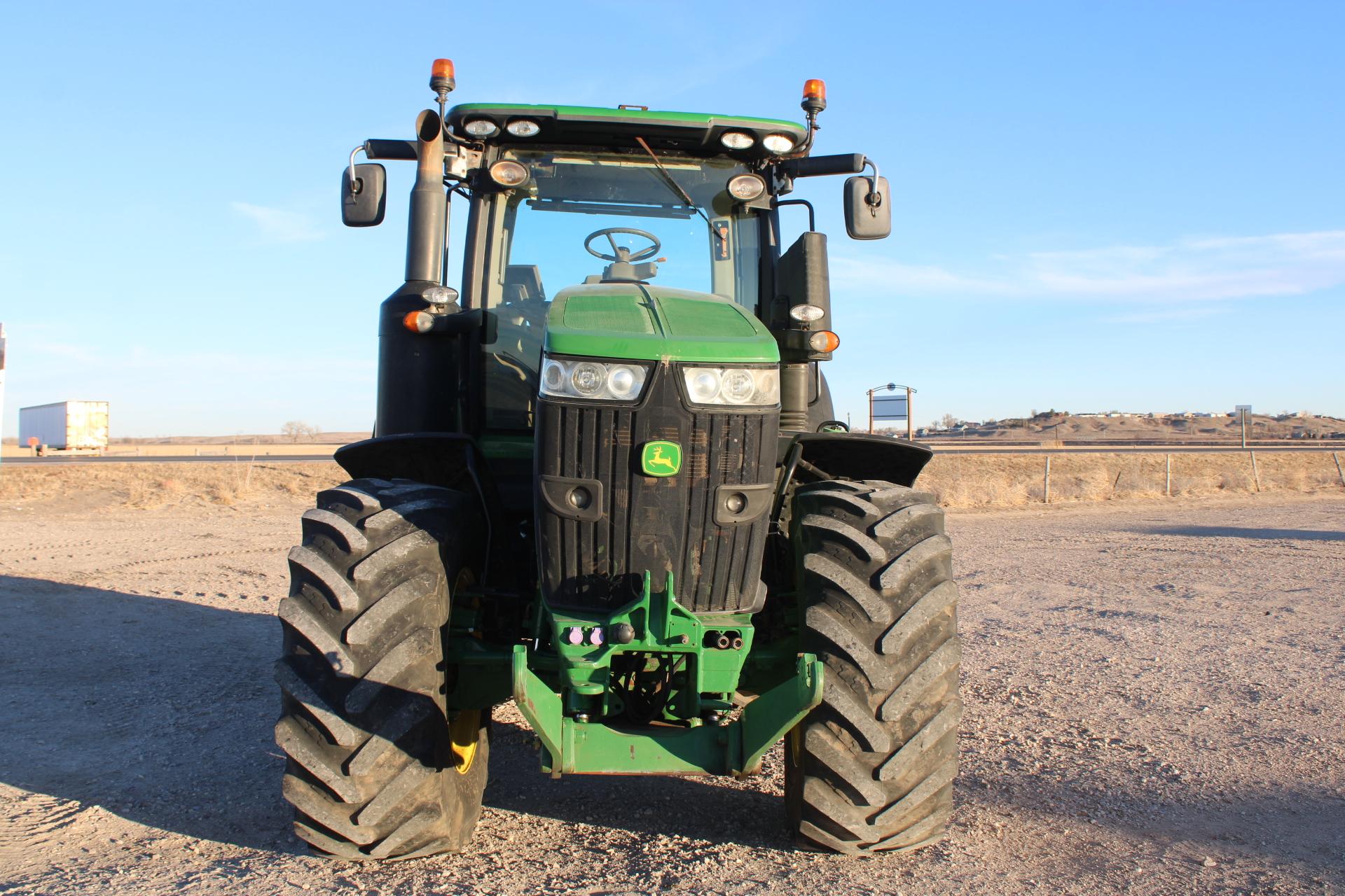 2016 John Deere 7310R Tractor