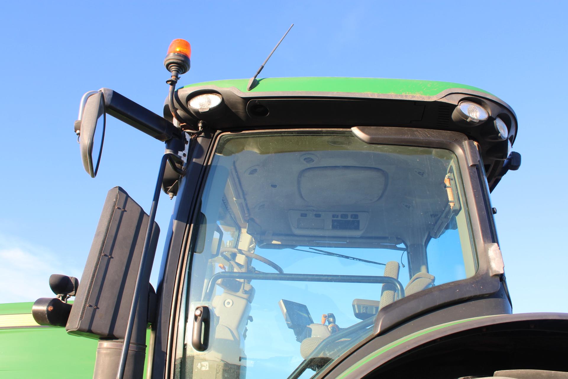 2016 John Deere 7310R Tractor
