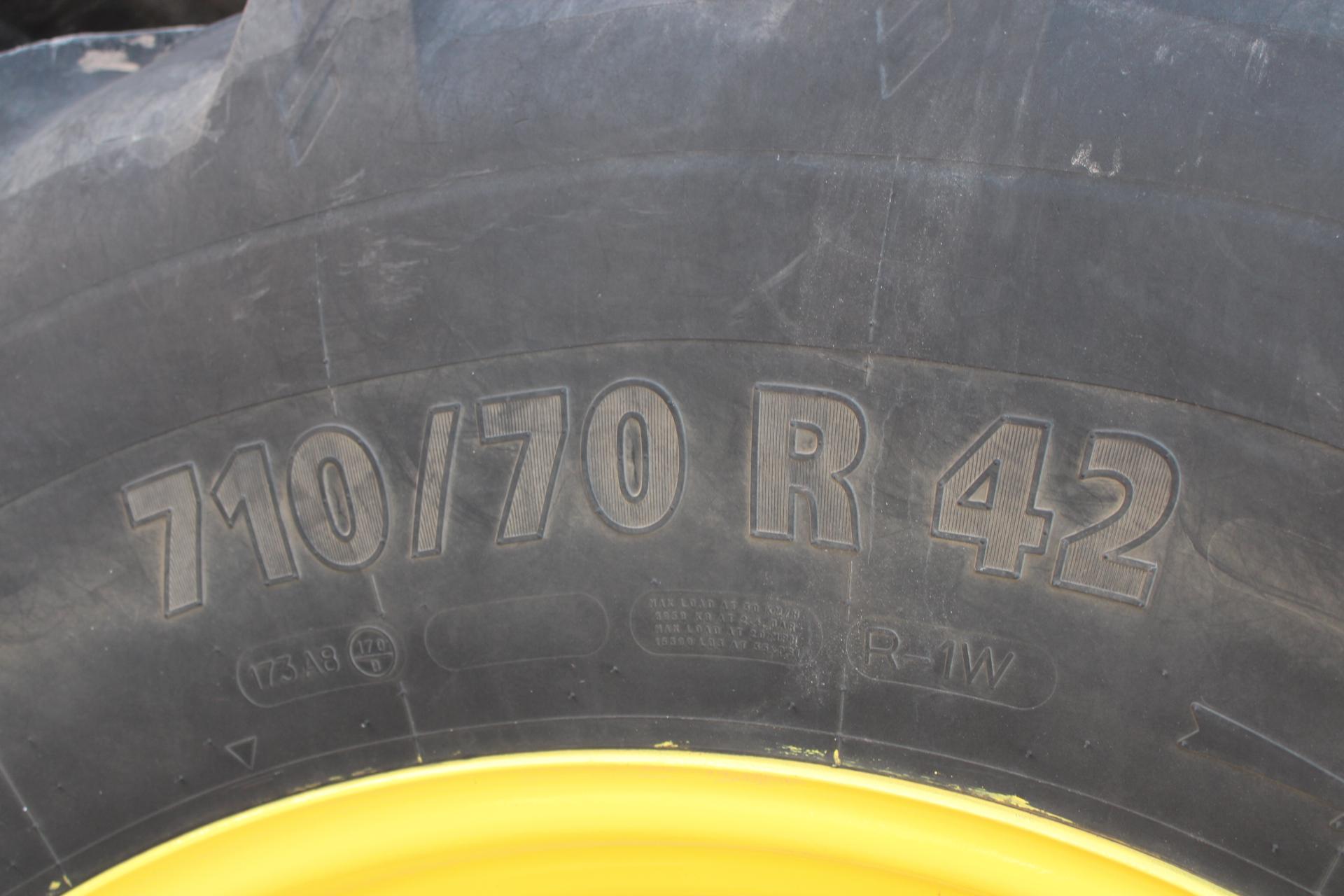 2016 John Deere 7310R Tractor