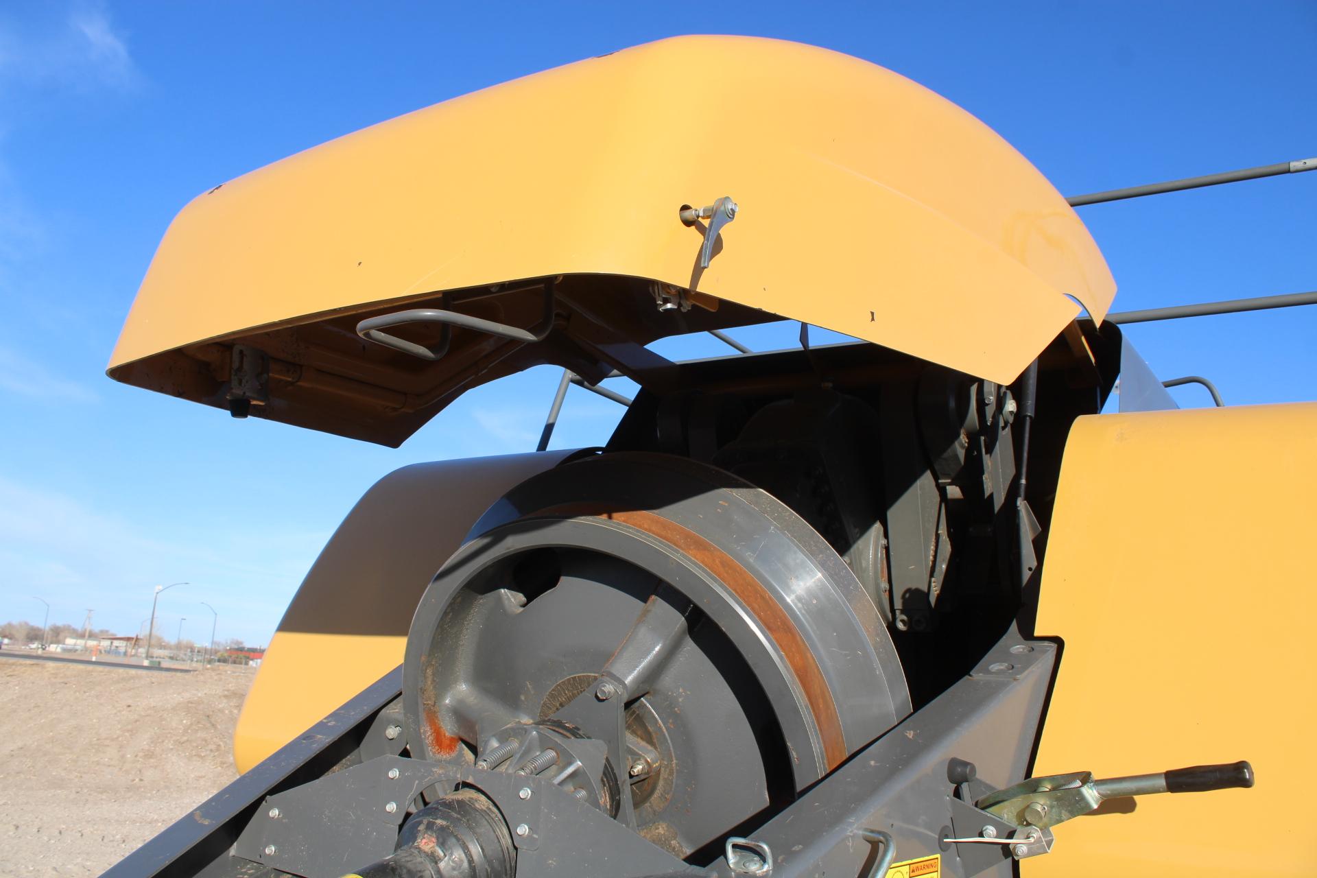 2017 Challenger 2270XD Square Baler