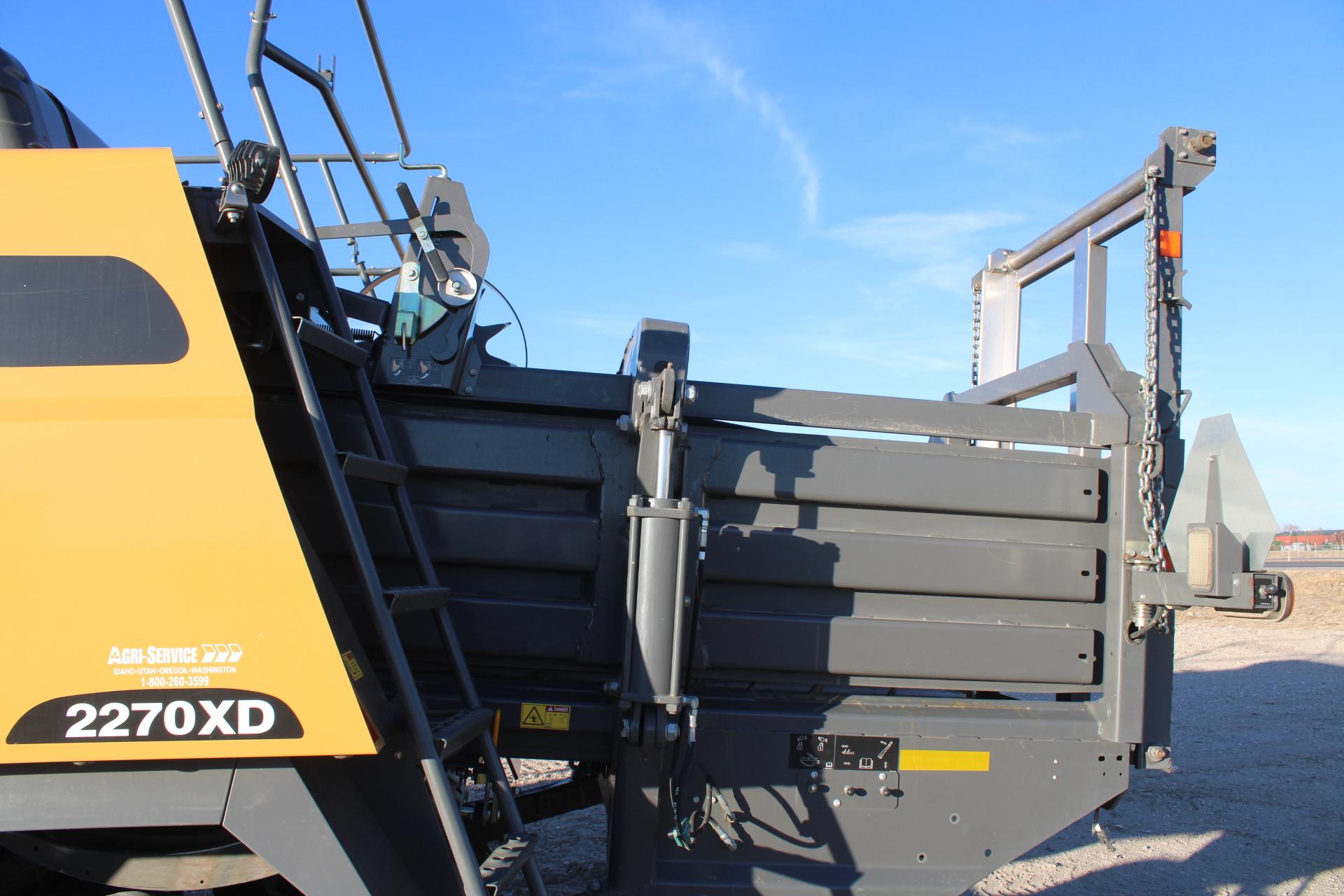 2017 Challenger 2270XD Square Baler