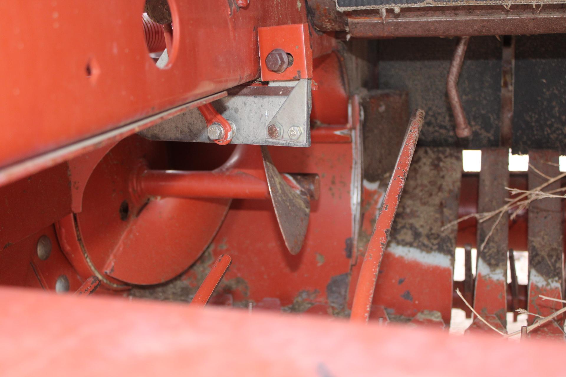 Hesston 956 Auto Cycle Baler