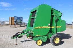 John Deere 567 Round Baler