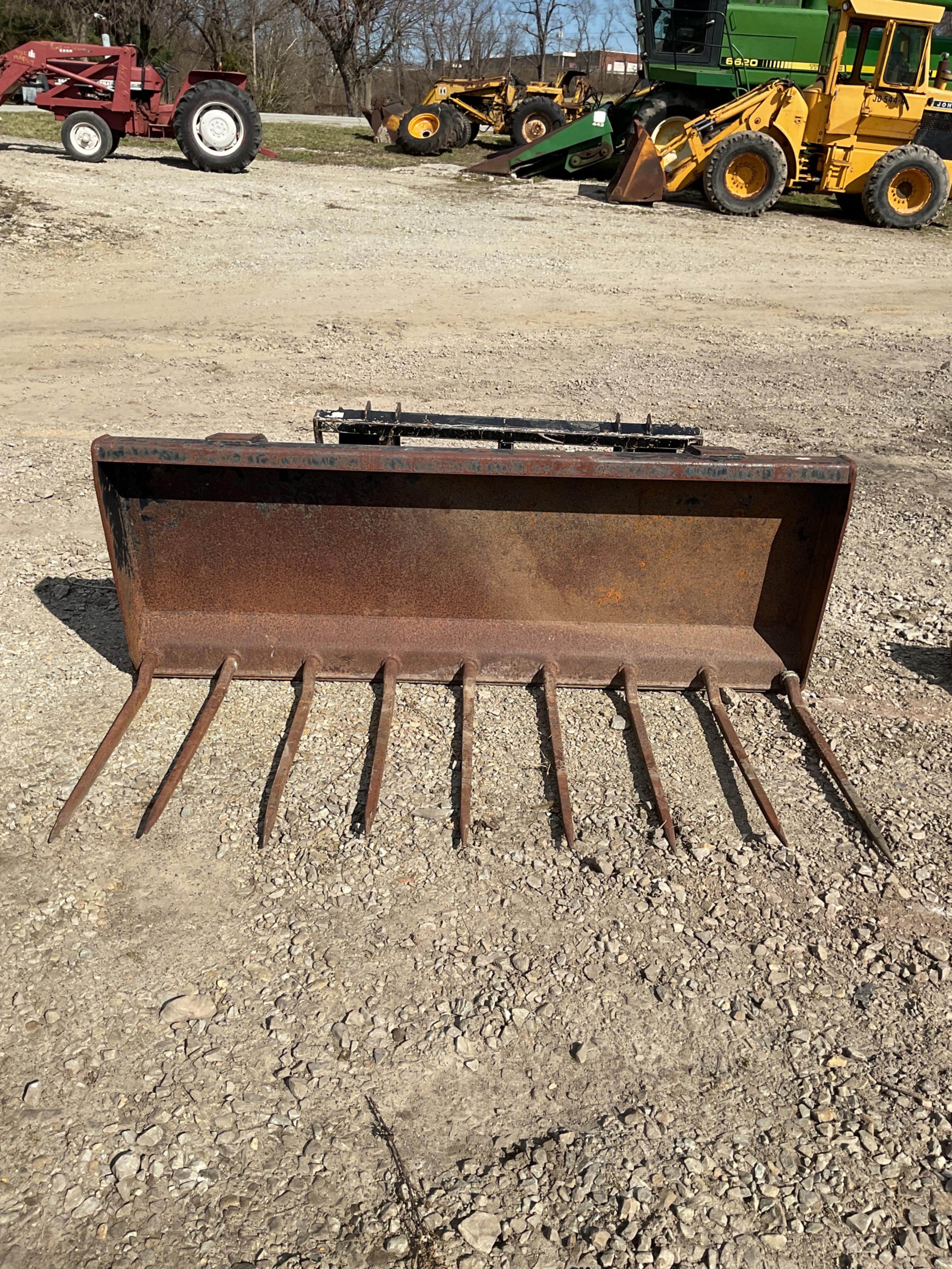 Manure Fork- Euro Hook Up