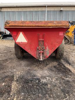 New Holland 306 Side Spreader
